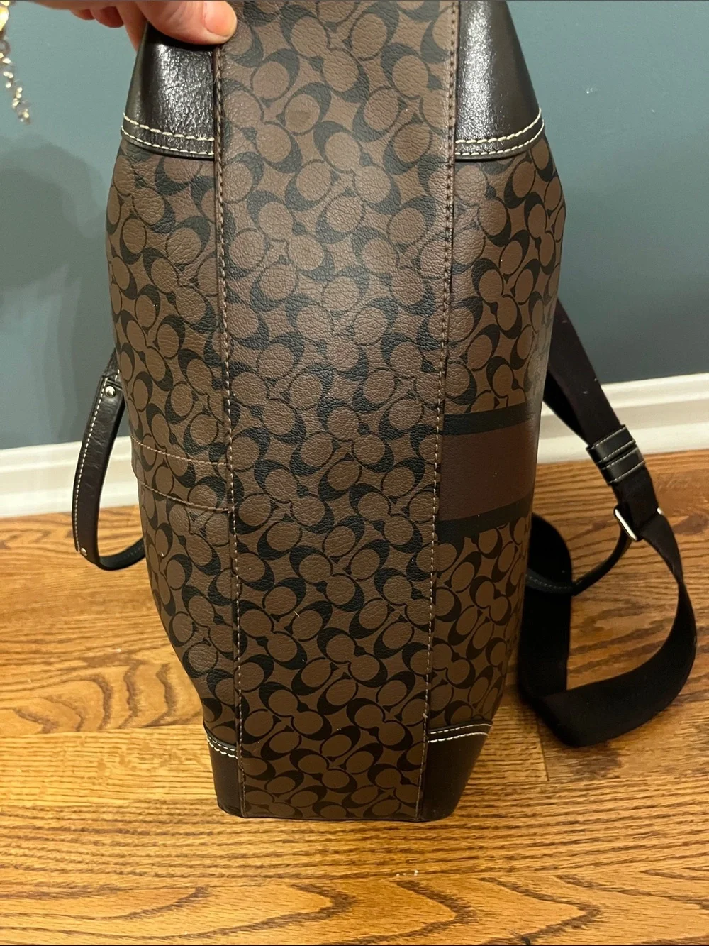 Coach excellent used